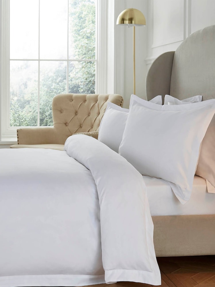 Liddell White 400 Thread Count Egyptian Cotton Duvet Cover and Pillowcase Set - Image 2 of 3
