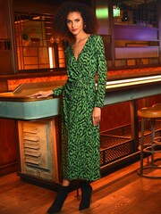 Ro&Zo Green Jersey Ring Detail Wrap Dress - Image 6 of 6