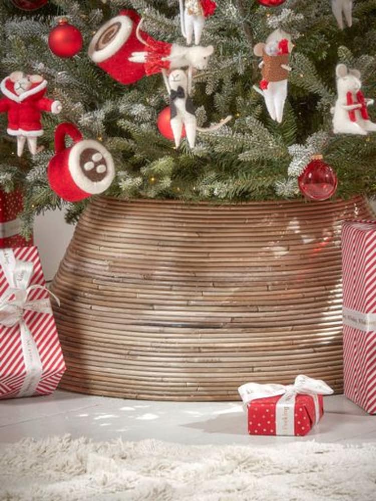 Cox & Cox Natural Round Rattan Tree Ring - Image 1 of 2