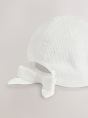 White Bow Cap (3mths-10yrs) - Image 2 of 2
