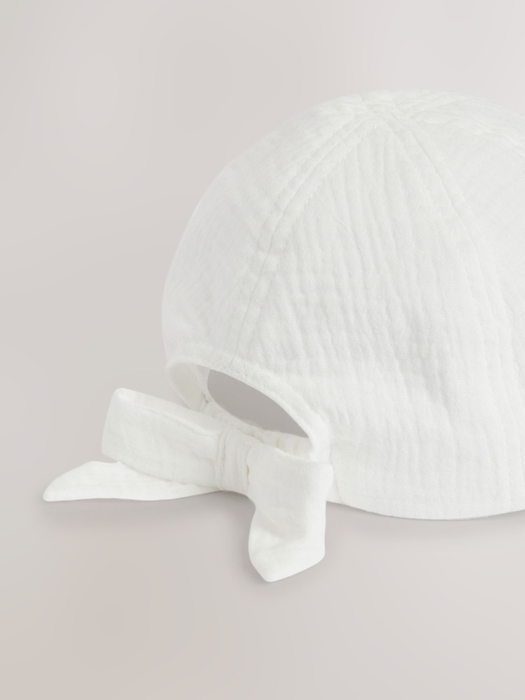 White Bow Cap (3mths-10yrs) - Image 2 of 2