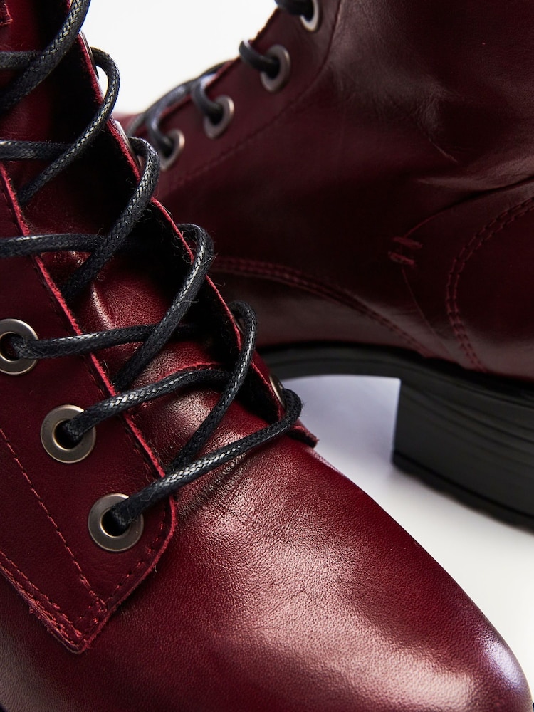 Moda in Pelle Bezzie Lace-Up Leather Ankle Boots - Image 4 of 4