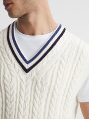 Reiss Ecru Gove Sleeveless Cable Knit Vest - Image 4 of 6