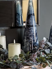 Gallery Home Green Pine Christmas Garland With Cones - Image 3 of 3