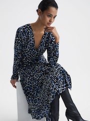 Reiss Navy/Blue Greta Long Sleeve Printed Midi Dress - Image 7 of 7