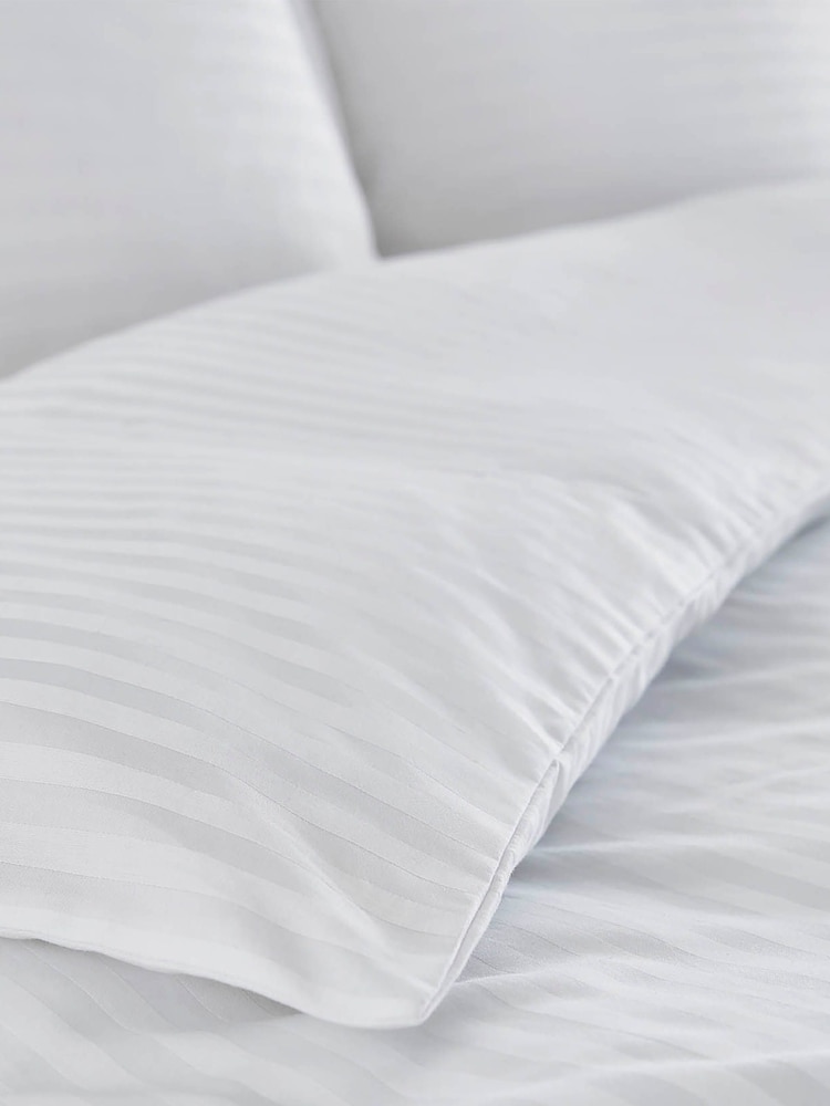 Liddell 400 Thread Count Cotton Striped Duvet Cover and Pillowcase Set - Imagen 3 de 3 Liddell 400 Thread Count Cotton Striped Duvet Cover and Pillowcase Set - Imagen 3 de 3