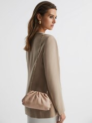 Colorete - Clutch de cuero de nappa Elsa de Reiss - Imagen 3 de 6