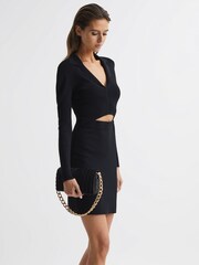 Черный - Атласный плиссированный клатч Reiss Camille - Изображение 2 из 6