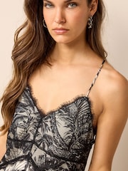 Black / White Tropical Print Lace Sleveless Cami Jumpsuit - Image 4 of 6