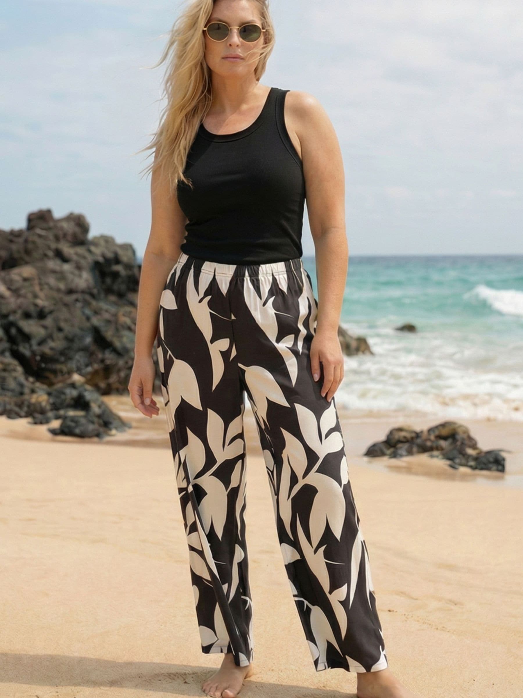 Roman Women's Black Curve Leaf Print Stretch Trousers