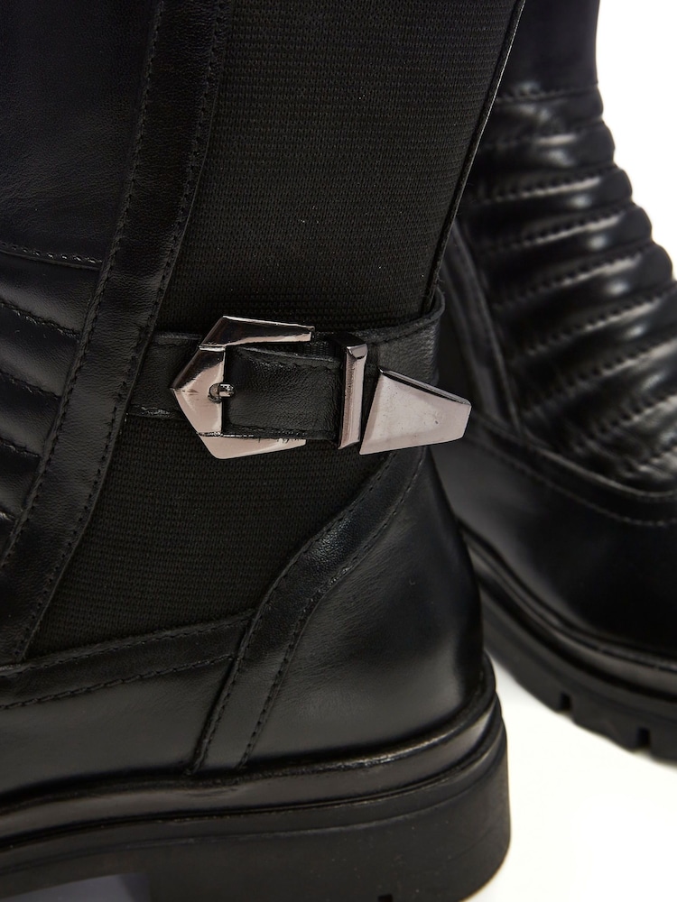 Moda In Pelle Long Quilt Front Black Boots With Buckle - Image 4 of 4