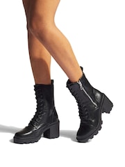 Carvela Siren Black Boots - Image 5 of 5