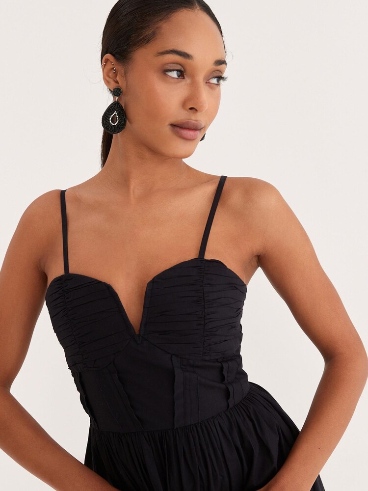 Black Tear Drop Beaded Earrings - Image 2 of 4 Black Tear Drop Beaded Earrings - Image 2 of 4