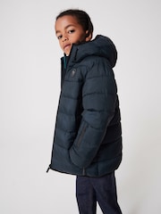 معطف مبطن مضاد للماء كحلي للأولاد من Paul Smith Junior - صورة 3 من 16