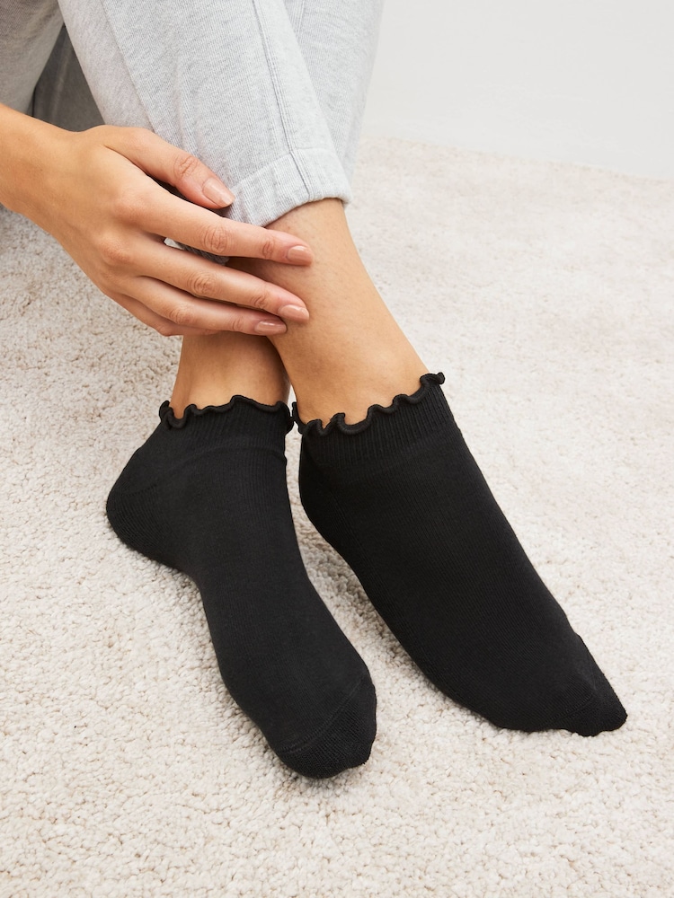 Monochrome Frill Top Cushion Sole Trainer Socks 4 Pack - Image 6 of 7
