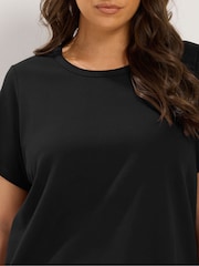 Yours Curve Black Premium Interlock T-Shirt - Image 4 of 5