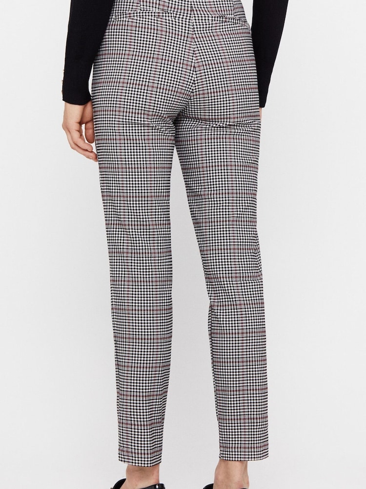 Cortefiel Skinny White Trousers - Image 2 of 4 Cortefiel Skinny White Trousers - Image 2 of 4