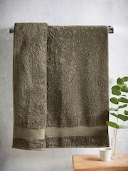 Green Khaki Egyptian Cotton Towel - Image 2 of 5