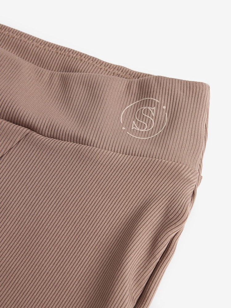 self. Ribbed Boyfriend Shorts - Image 7 of 8
