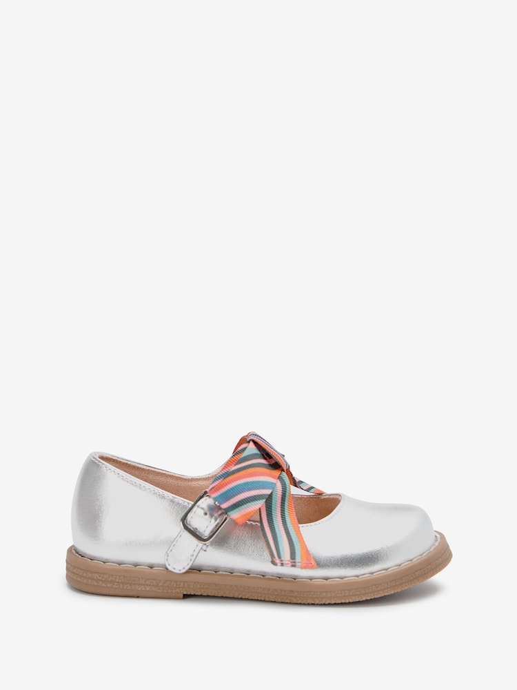 Paul Smith Junior Girls Silver Mary Jane 'Artist Swirl' Bow Shoes - Image 1 of 5