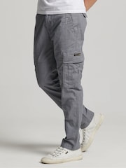 Серо-серый - Брюки карго Superdry Core - Изображение 1 из 8