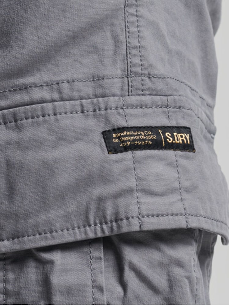 Серо-серый - Брюки карго Superdry Core - Изображение 8 из 8
