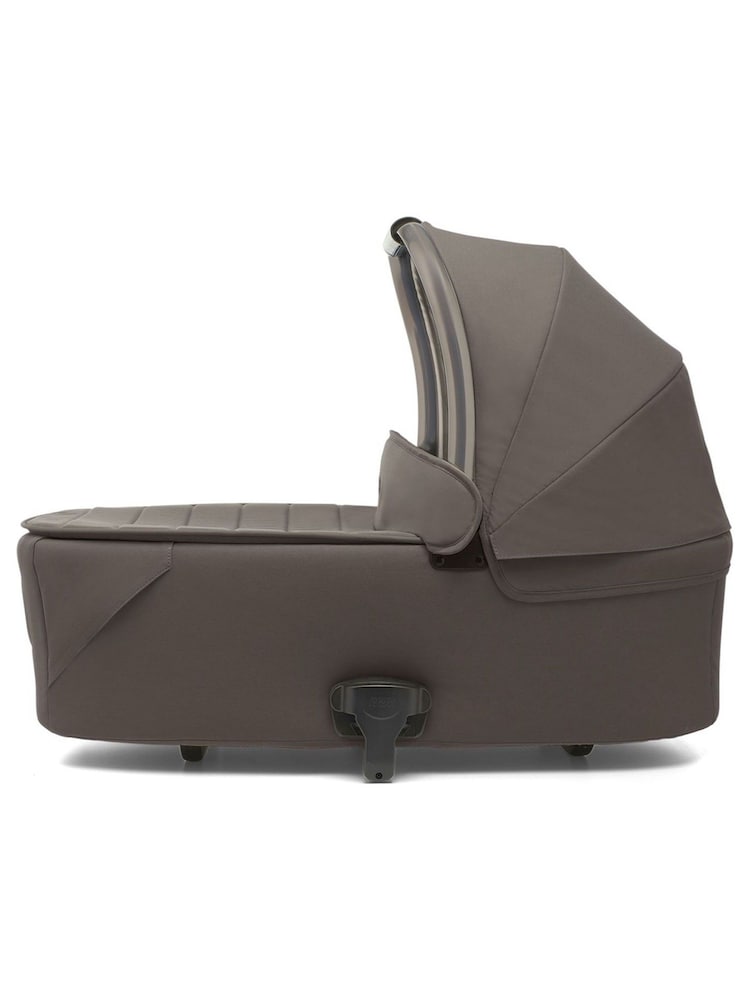 Mamas & Papas Grey Ocarro Phantom Carrycot - Image 1 of 1 Mamas & Papas Grey Ocarro Phantom Carrycot - Image 1 of 1