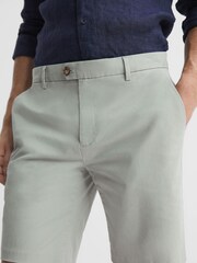 Reiss Soft Sage Wicket S Short Length Casual Chino Shorts - Image 4 of 6