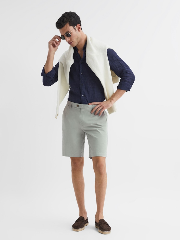 Reiss Soft Sage Wicket S Short Length Casual Chino Shorts - Image 6 of 6