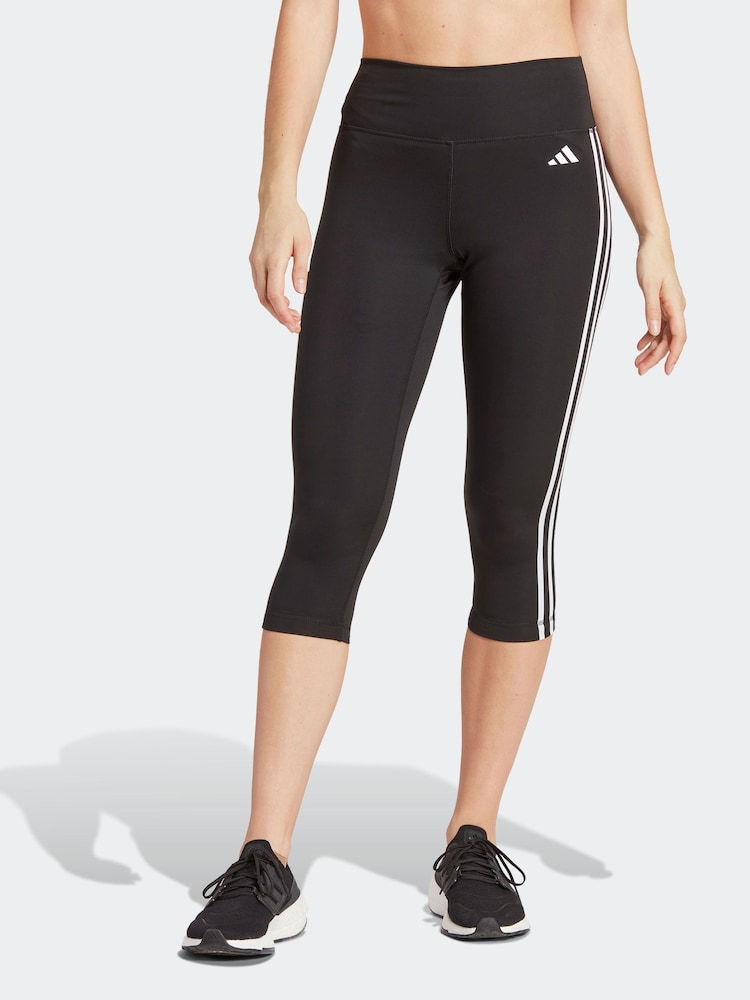 Leggings básicos de tiro alto con diseño de 3/4 con las 3 bandas de Adidas - Imagen 1 de 7 Leggings básicos de tiro alto con diseño de 3/4 con las 3 bandas de Adidas - Imagen 1 de 7