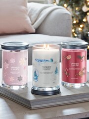 Yankee Candle Signature Large Tumbler Scented Candle, Snow Globe Wonderland - Image 2 of 5