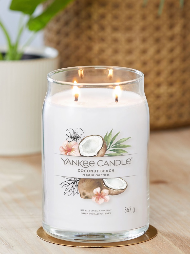 Yankee Candle No Colour Signature Large Jar Scented Candle, Coconut Large Beach - Image 1 of 2