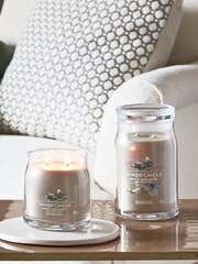 Yankee Candle Signature Large Jar Scented Candle, Amber & Sandalwood - Image 3 of 3