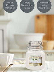 Yankee Candle Original Medium Jar Scented Candle, Fluffy Towels - Image 3 of 3