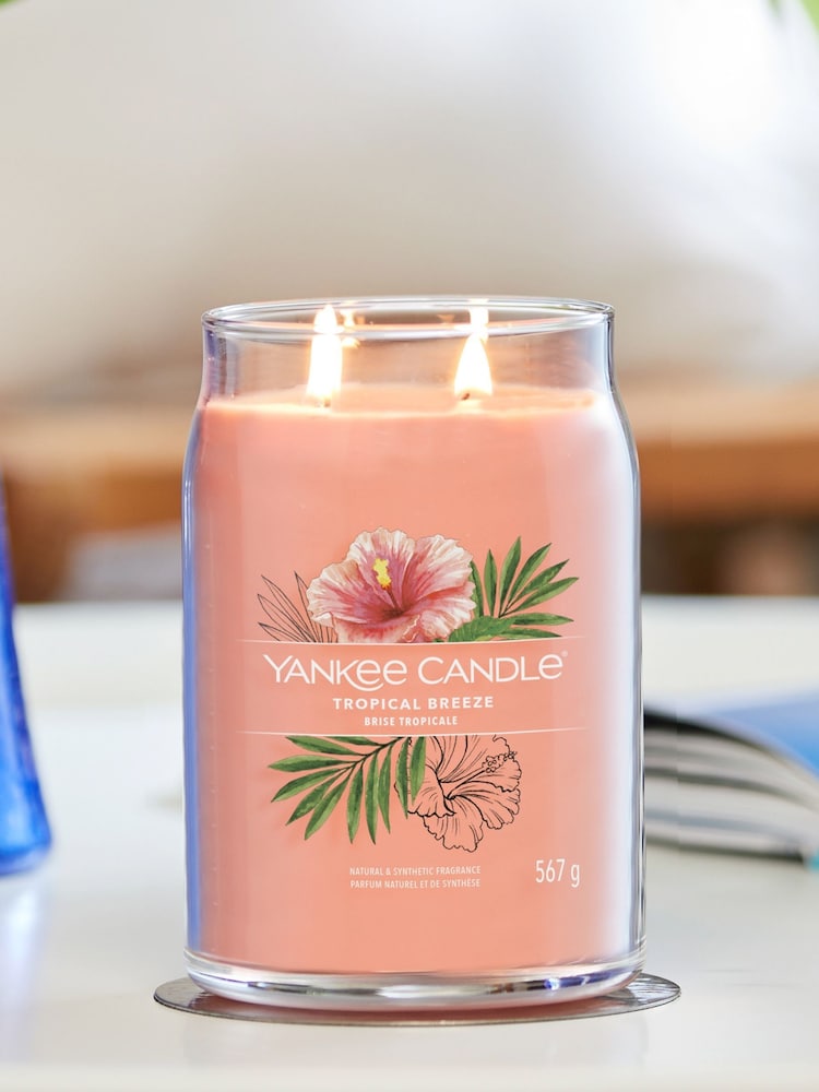 Yankee Candle Signature Large Jar Scented Candle Spiced, Tropical Breeze - Image 2 of 3