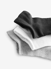 adidas Multi Adult Thin and Light Sportswear Low Cut Socks 3 Pack - Image 3 of 4