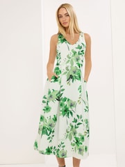 Star by Julien MacDonald Green Scuba Printed V Dress - Image 1 of 5