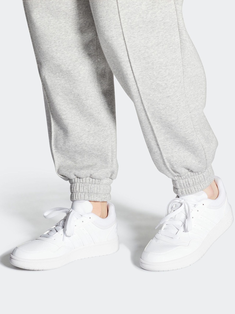 Weiß - adidas Originals Hoops 3.0 klassische, niedrige Turnschuhe - Bild 1 von 11