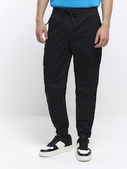 River Island Black Slim Fit Elasticated Cargo Joggers - Image 1 of 6