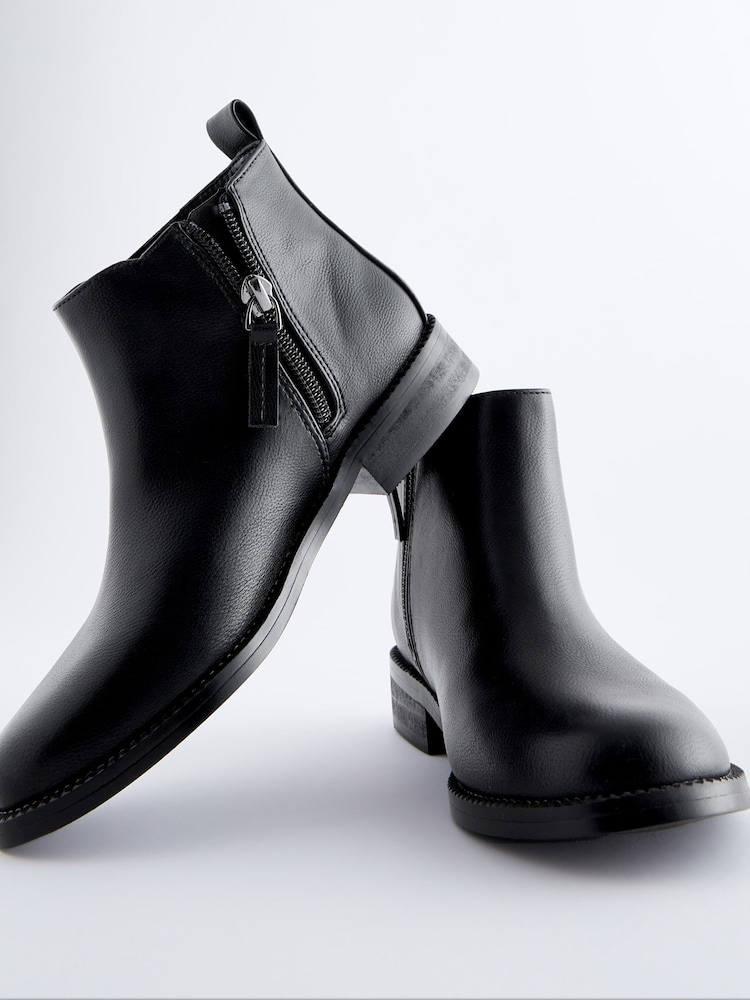 Schwarz - Niedrige Chelsea-Stiefel - Bild 5 von 5 Schwarz - Niedrige Chelsea-Stiefel - Bild 5 von 5