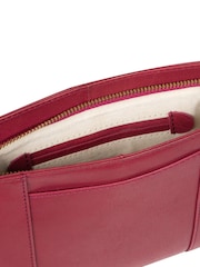 Conkca Eski Leather Cross-Body Bag - Image 6 of 6