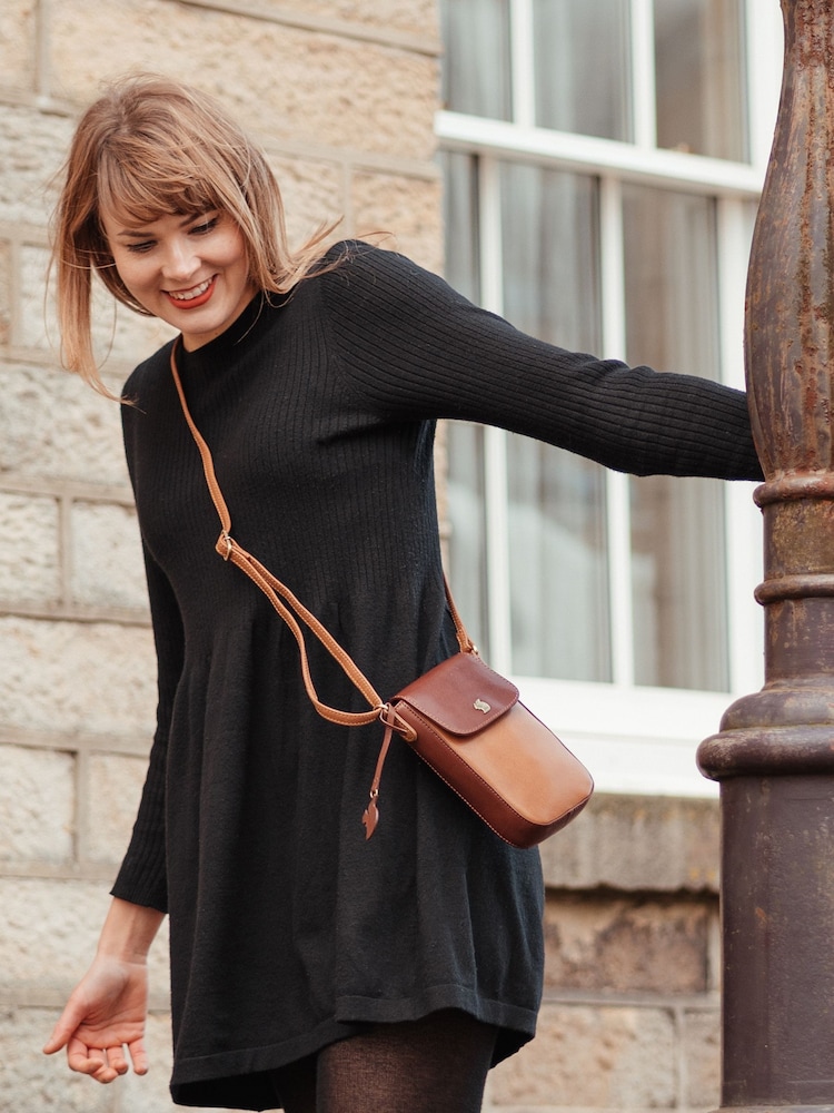 Conkca Buzz Leather Cross-Body Phone Bag - Image 5 of 5
