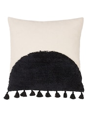 Furn Radian Semi Circle Tufted 100% Cotton Tasselled Cushion - Изображение 2 из 7