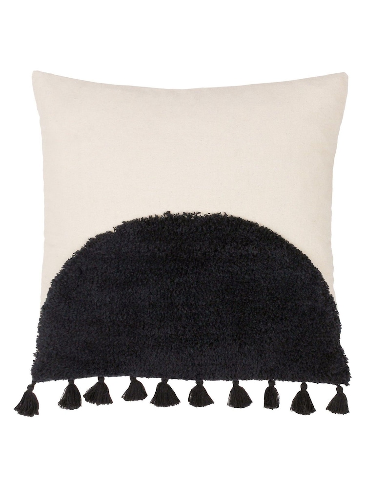 Furn Radian Semi Circle Tufted 100% Cotton Tasselled Cushion - Изображение 2 из 7