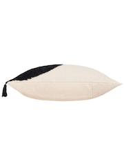 Furn Radian Semi Circle Tufted 100% Cotton Tasselled Cushion - Изображение 5 из 7