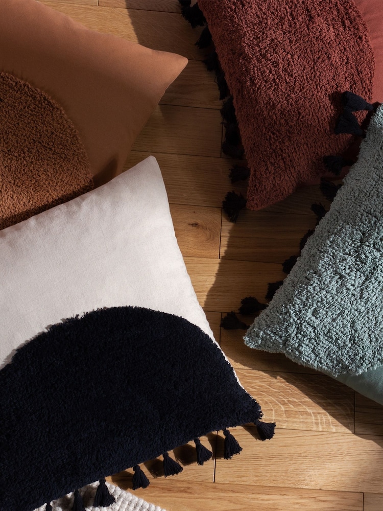 Furn Radian Semi Circle Tufted 100% Cotton Tasselled Cushion - Изображение 7 из 7