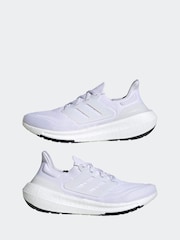 adidas športni copati Ultraboost Light - Slika 6 iz 11