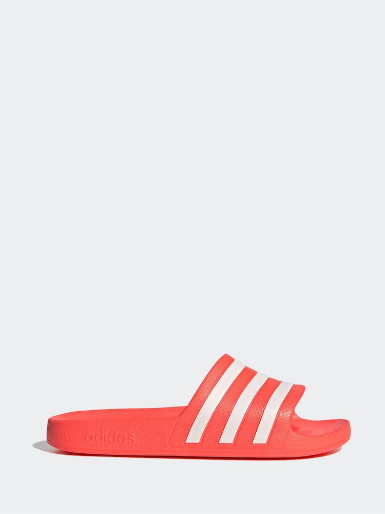 أحمر - حذاء مفتوح مائي Adilette من Adidas - صورة 1 من 9
