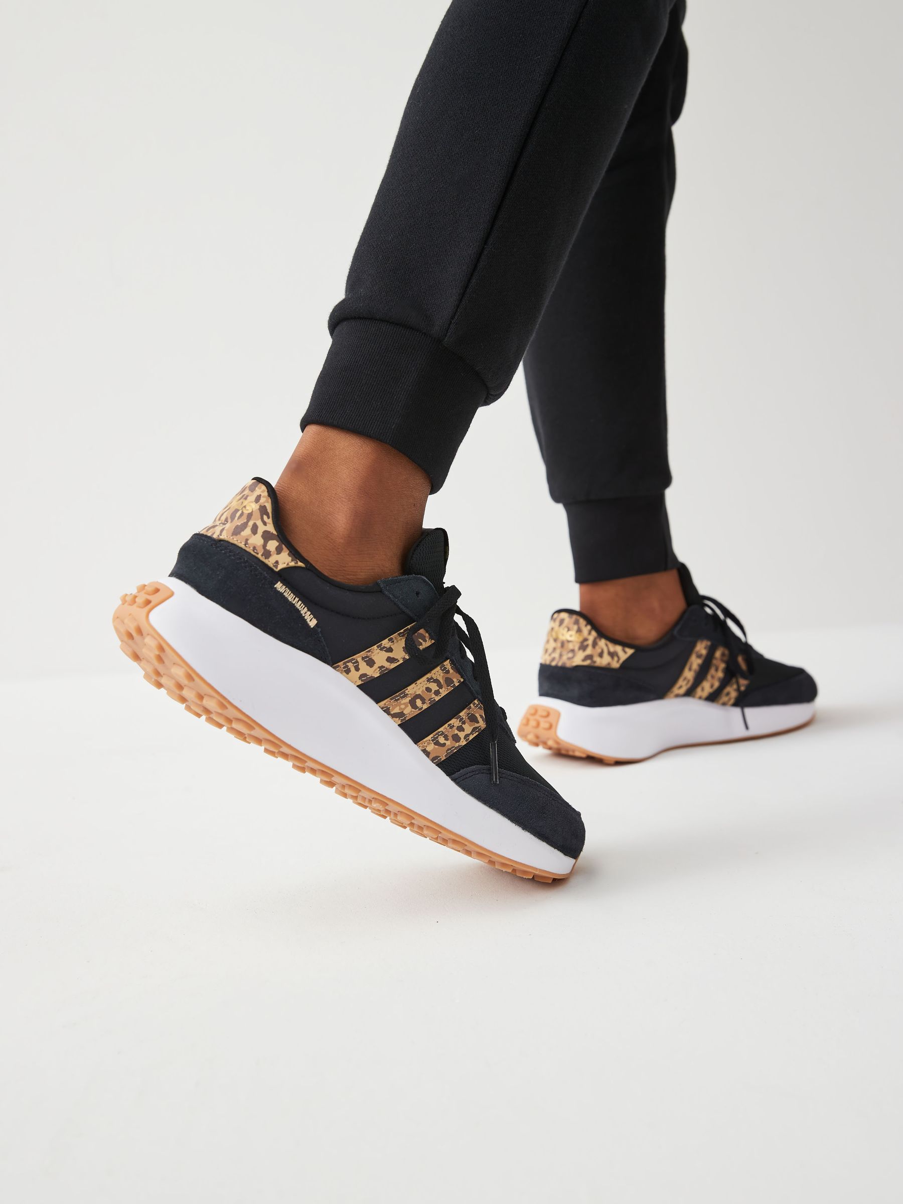 Black and gold adidas trainers discount