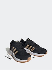adidas Black Sportswear Run 70S Trainers - Image 5 of 9